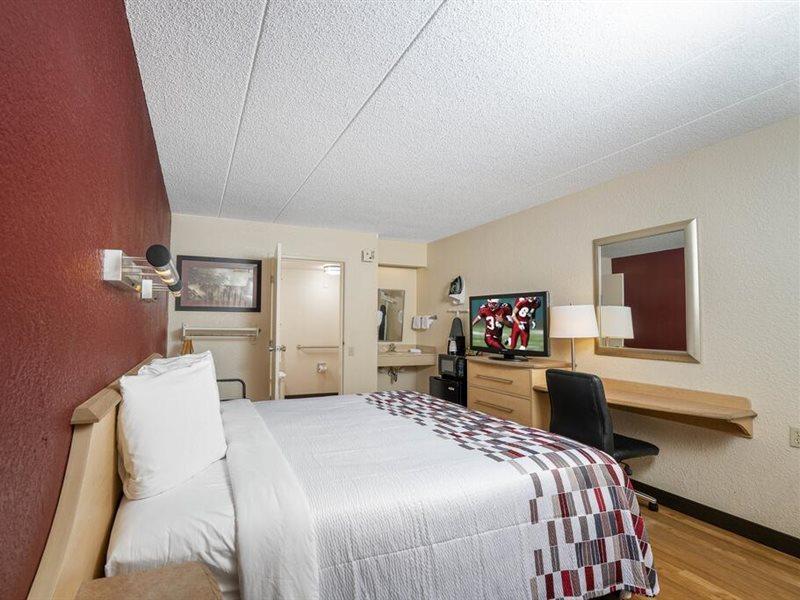 Red Roof Inn Tampa Fairgrounds - Casino Mango Exterior foto