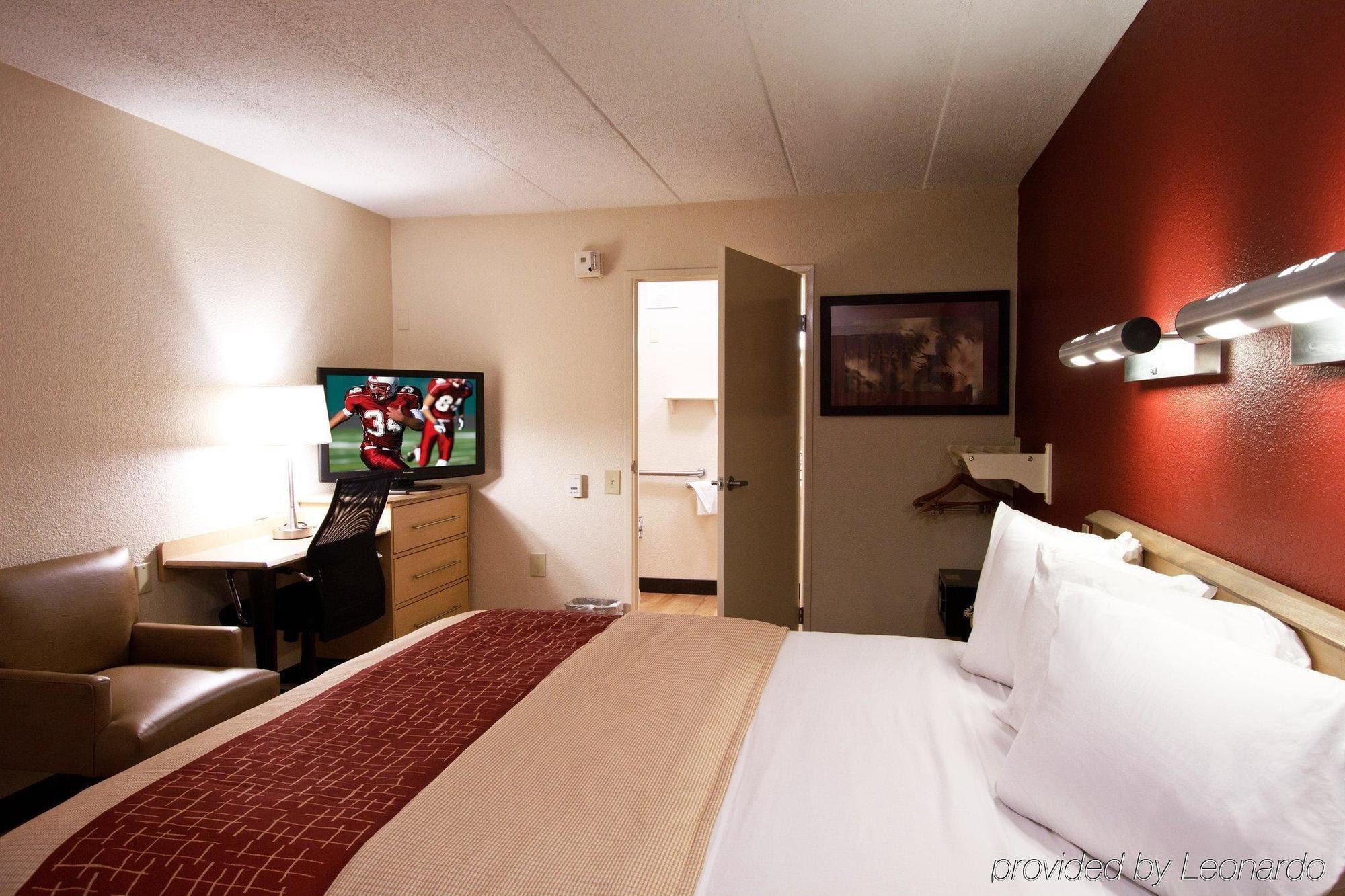 Red Roof Inn Tampa Fairgrounds - Casino Mango Exterior foto