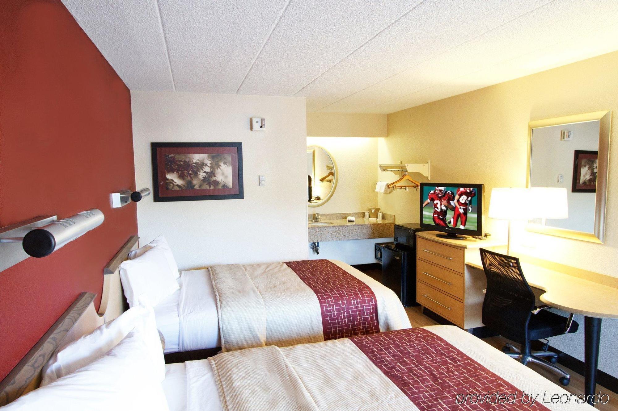 Red Roof Inn Tampa Fairgrounds - Casino Mango Exterior foto